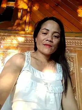 molly-xx online show from May 16, 2026, 10:36 am
