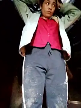 molly-xx online show from April 2, 2026, 5:25 am