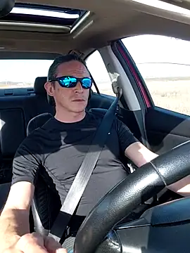 ShadowLove85 online show from April 15, 2026, 12:53 pm