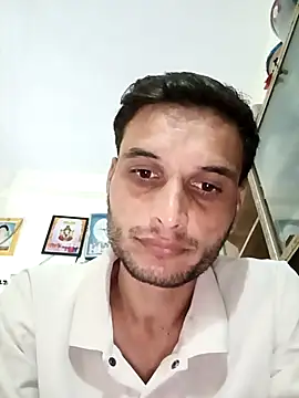 Beinghorny83 online show from February 20, 2026, 3:58 am