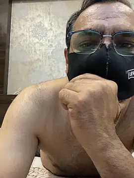 maleattention online show from April 8, 2026, 5:03 pm