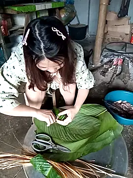 Snapshot of Girl-crazy1 chatting on February 15, 2026, 8:35 am Girl-crazy1 online show from February 15, 2026, 8:35 am