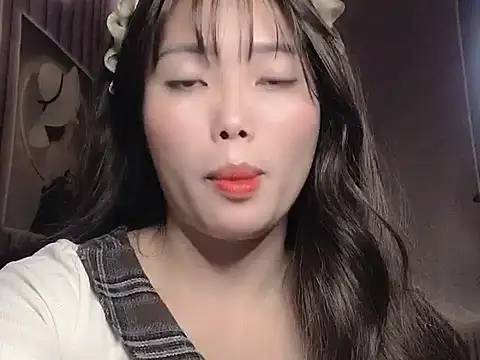 Snapshot of Girl-crazy1 chatting on February 26, 2026, 8:47 am Girl-crazy1 online show from February 26, 2026, 8:47 am