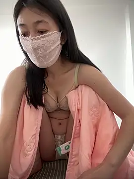 YaoYao-97 online show from March 4, 2026, 2:08 am