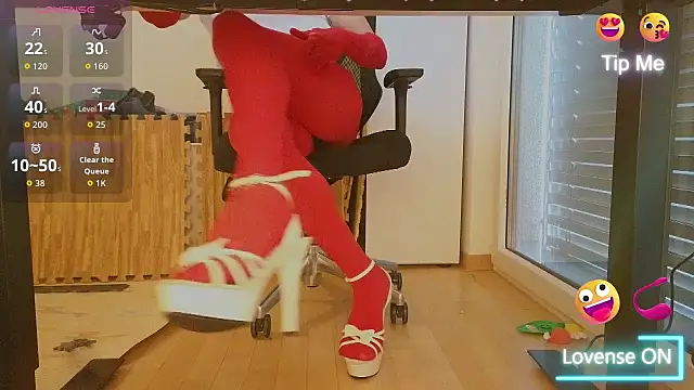 Snapshot of Tambiennylon chatting on February 19, 2026, 9:28 am Tambiennylon online show from February 19, 2026, 9:28 am