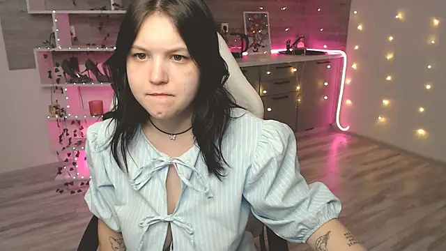 Snapshot of lily_milleerr chatting on February 25, 2026, 6:41 pm lily milleerr online show from February 25, 2026, 6:41 pm