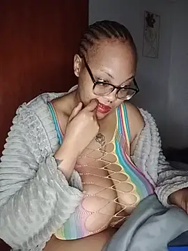 Snapshot of ShantelBootyBoobs chatting on July 16, 2026, 11:13 pm ShantelBootyBoobs online show from July 16, 2026, 11:13 pm