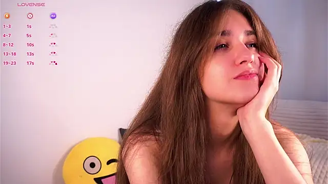 Snapshot of ClarineCasebolt chatting on July 17, 2026, 1:25 am ClarineCasebolt online show from July 17, 2026, 1:25 am