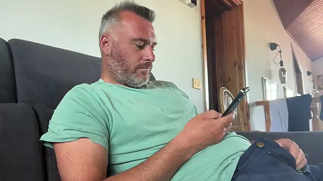 Snapshot of marcovik1 chatting on May 21, 2026, 10:23 am marcovik1 online show from May 21, 2026, 10:23 am