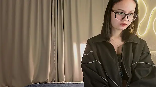 Snapshot of BeatrisRosel chatting on February 20, 2026, 6:10 pm BeatrisRosel online show from February 20, 2026, 6:10 pm