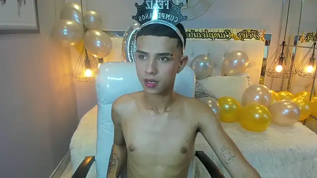 alexking 2 online show from March 3, 2026, 6:26 pm