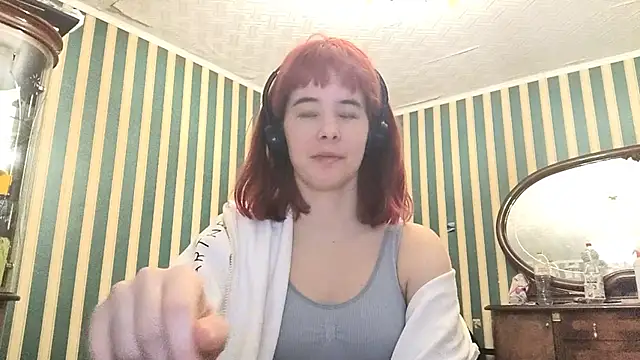 Snapshot of Remyelza chatting on February 24, 2026, 5:25 pm Remyelza online show from February 24, 2026, 5:25 pm