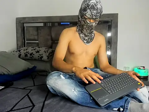 Snapshot of Master_Ruthless77 chatting on February 26, 2026, 1:49 am Master Ruthless77 online show from February 26, 2026, 1:49 am