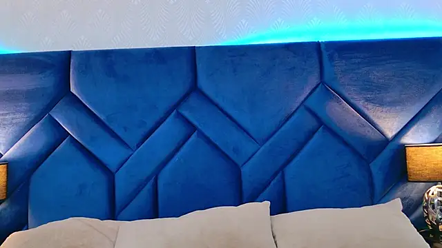 HollyOlson online show from March 26, 2026, 8:07 pm