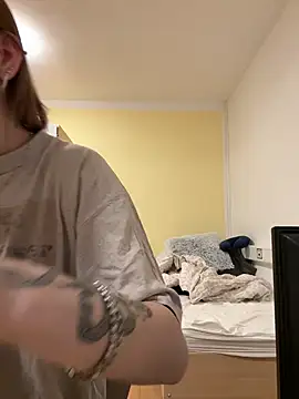 Milli-Kiss online show from February 25, 2026, 6:30 pm