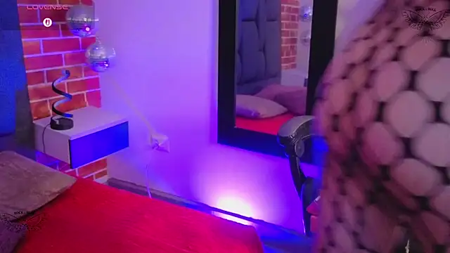 Snapshot of kiitydoll chatting on February 19, 2026, 7:22 pm kiitydoll online show from February 19, 2026, 7:22 pm