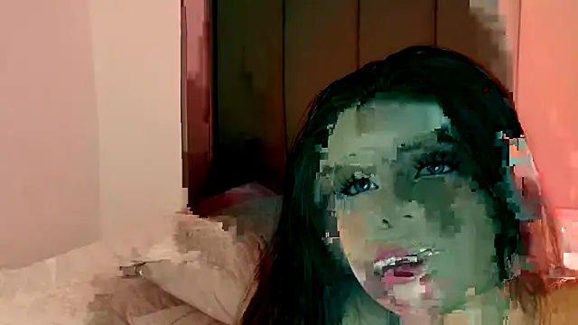 JulietRiverr online show from May 31, 2026, 11:38 pm