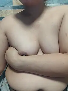 squirtshantal online show from March 16, 2026, 2:41 am