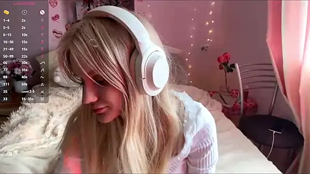 Snapshot of MelissaZaria chatting on April 19, 2026, 6:36 am MelissaZaria online show from April 19, 2026, 6:36 am