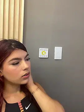 LolaSteven online show from February 12, 2026, 7:46 pm