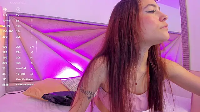 Snapshot of CatalinaBlaze chatting on May 29, 2026, 12:05 am CatalinaBlaze online show from May 29, 2026, 12:05 am