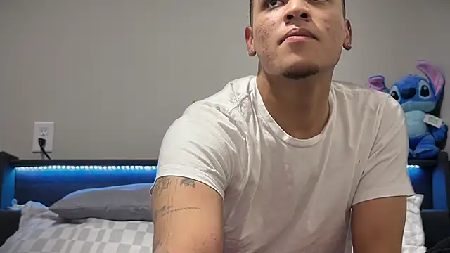 Snapshot of dafe_younguys chatting on February 12, 2026, 8:14 am dafe younguys online show from February 12, 2026, 8:14 am