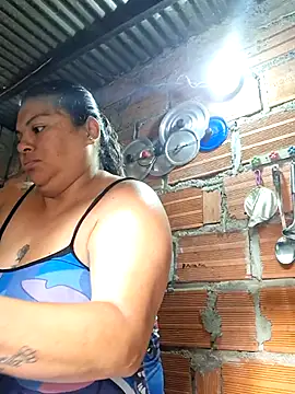 Juli Powl online show from April 2, 2026, 1:29 pm