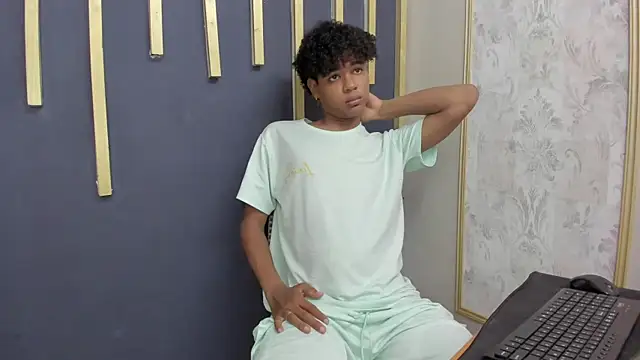 Twink Alex19 online show from February 21, 2026, 8:00 pm