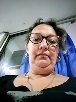  Saraqueen online show from March 14, 2026, 11:55 pm