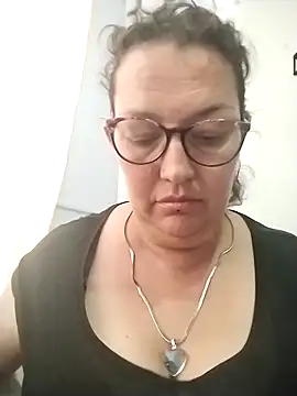  Saraqueen online show from March 12, 2026, 9:19 pm