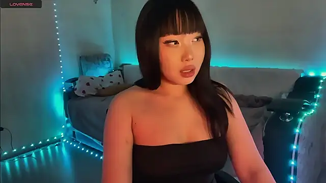 Snapshot of whispersofdarsy chatting on February 28, 2026, 10:20 pm whispersofdarsy online show from February 28, 2026, 10:20 pm