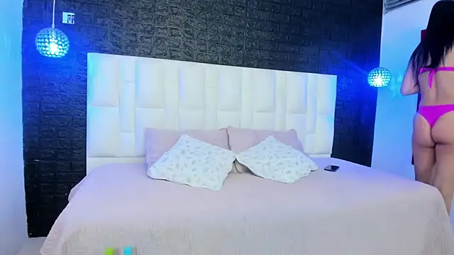 Snapshot of SussanParker chatting on February 24, 2026, 12:00 am SussanParker online show from February 24, 2026, 12:00 am