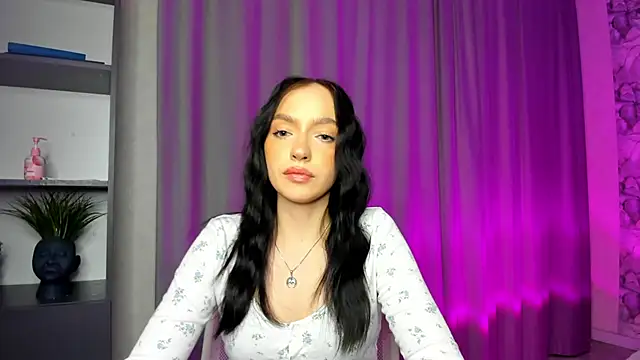 kelly mint online show from February 12, 2026, 10:26 am