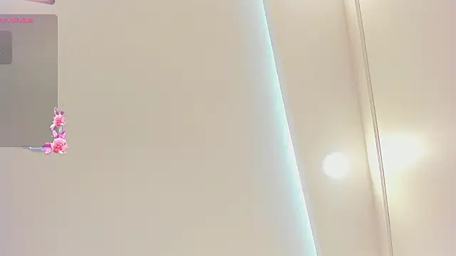 laia fisher  online show from February 25, 2026, 4:40 pm