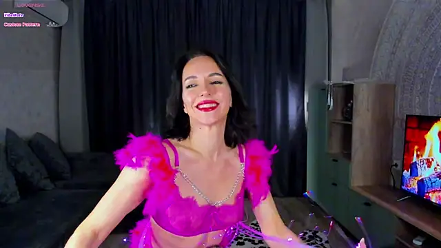 Snapshot of Shanita_moon chatting on April 24, 2026, 11:29 pm Shanita moon online show from April 24, 2026, 11:29 pm