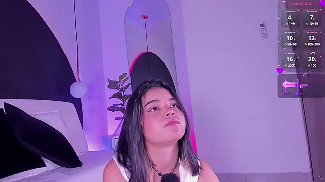 Rose jener06 online show from June 9, 2026, 5:36 pm