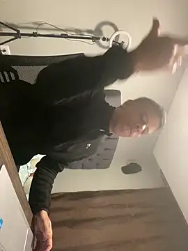 Snapshot of WILD_BIGCOCK35 chatting on February 24, 2026, 11:38 pm WILD BIGCOCK35 online show from February 24, 2026, 11:38 pm