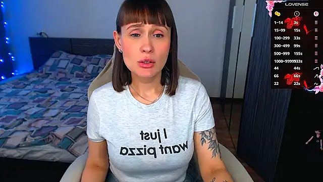 Mel Lovell  online show from April 10, 2026, 1:40 pm