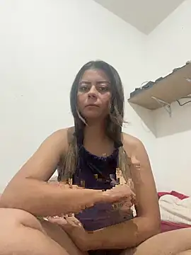 AyllaHo online show from February 15, 2026, 5:12 pm