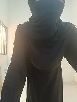 Snapshot of aminaa_ chatting on July 11, 2026, 7:14 pm aminaa online show from July 11, 2026, 7:14 pm