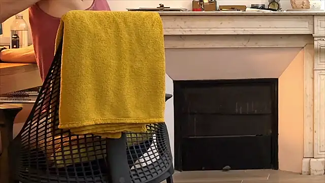 Snapshot of irohsako chatting on April 6, 2026, 11:06 pm irohsako online show from April 6, 2026, 11:06 pm