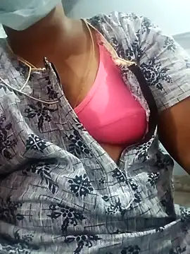 Snapshot of tamilkaviya431 chatting on February 23, 2026, 2:35 am tamilkaviya431 online show from February 23, 2026, 2:35 am