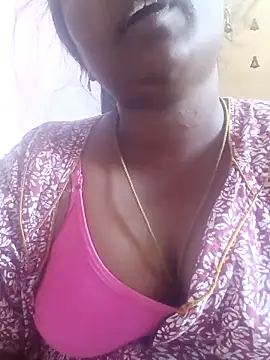 Snapshot of tamilkaviya431 chatting on March 2, 2026, 11:39 am tamilkaviya431 online show from March 2, 2026, 11:39 am