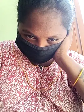 tamilkaviya431 online show from April 12, 2026, 5:11 am