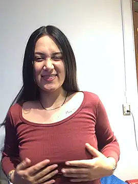 Snapshot of Cristalint chatting on February 28, 2026, 6:35 am Cristalint online show from February 28, 2026, 6:35 am