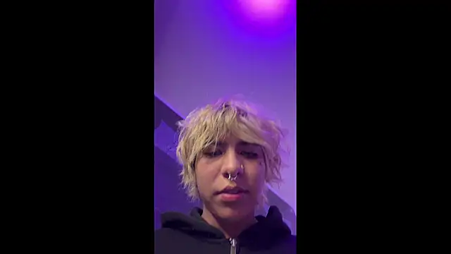 prince oliverr online show from April 6, 2026, 4:46 am