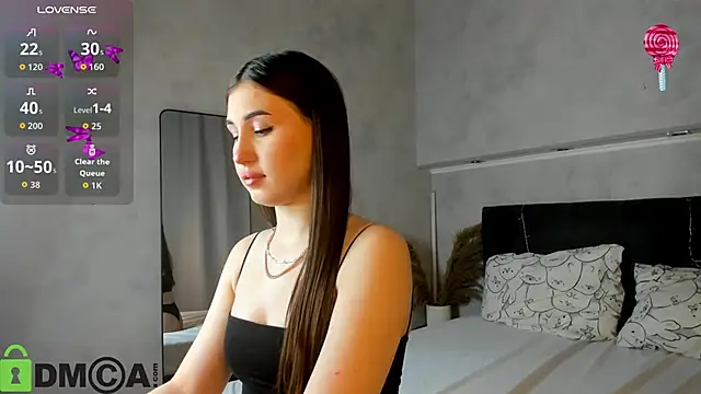 Emily Lews online show from March 11, 2026, 1:21 am