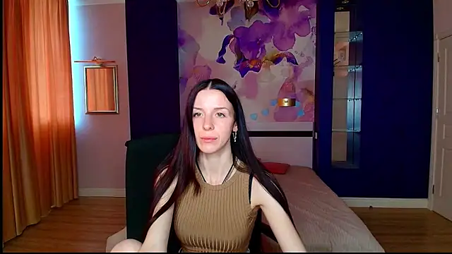 NoirDiva online show from May 12, 2026, 11:38 am