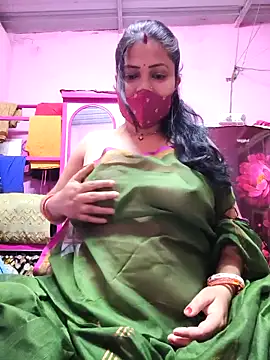 Snapshot of Kiya_6543 chatting on February 25, 2026, 5:02 pm Kiya 6543 online show from February 25, 2026, 5:02 pm