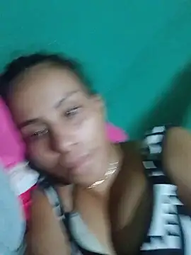 Snapshot of Mirili_27 chatting on May 22, 2026, 1:47 am Mirili 27 online show from May 22, 2026, 1:47 am